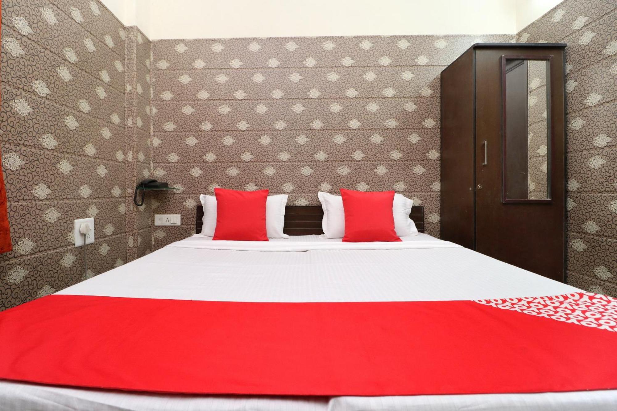 Hotel O Mall Residency Amritsar Exterior photo