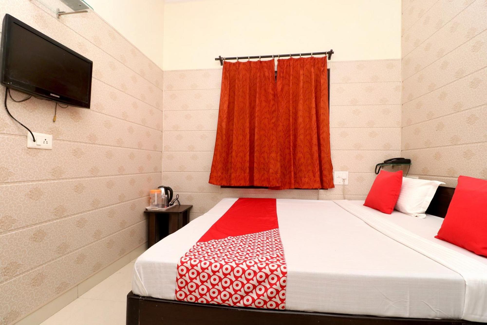 Hotel O Mall Residency Amritsar Exterior photo