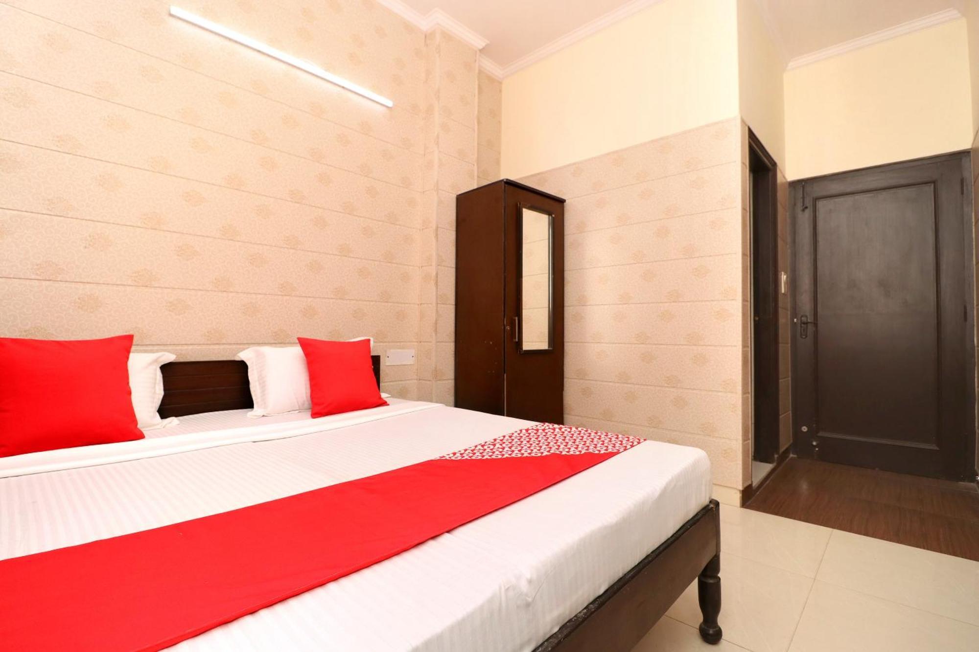 Hotel O Mall Residency Amritsar Exterior photo